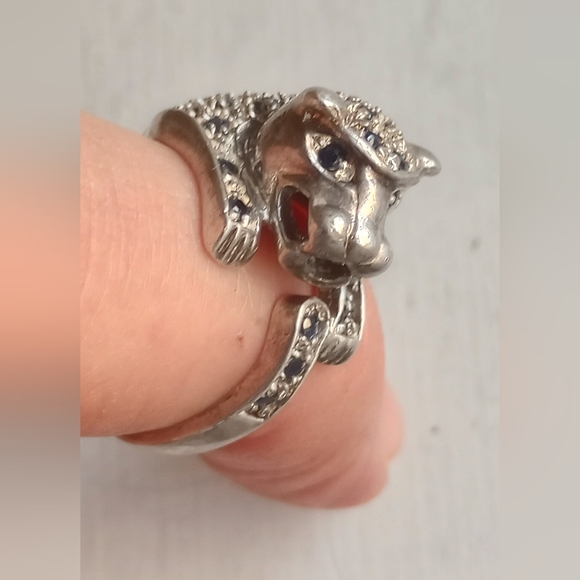 VINTAGE STERLING & SAPPHIRE PANTHER RING - Picture 5 of 7